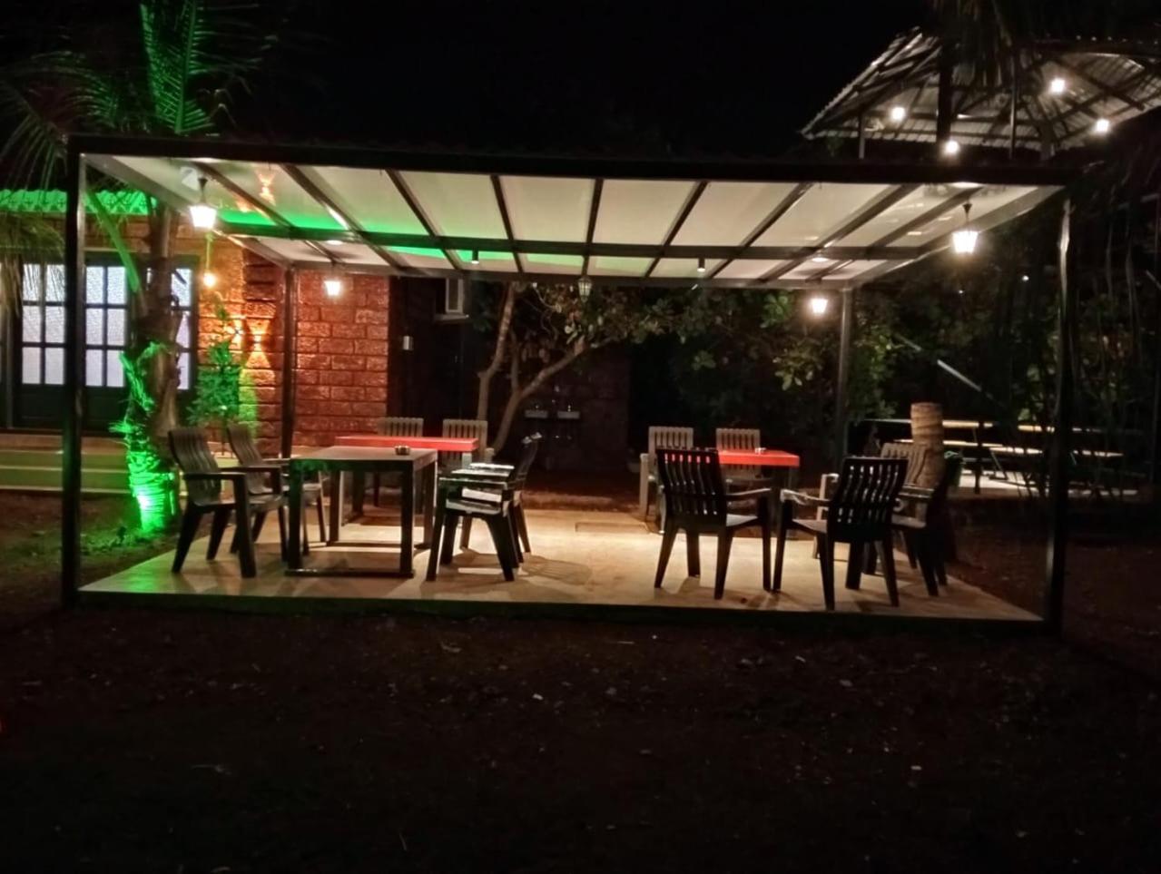 Saka Kadams Home Stay Guhāgar Esterno foto