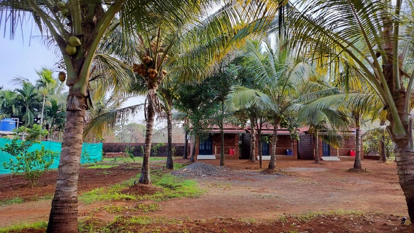 Saka Kadams Home Stay Guhāgar Esterno foto