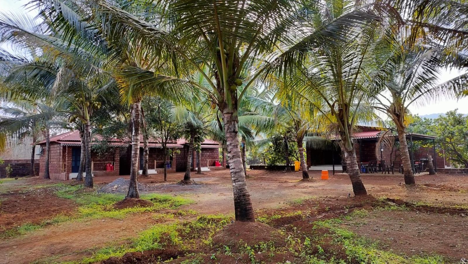 Saka Kadams Home Stay Guhāgar Esterno foto